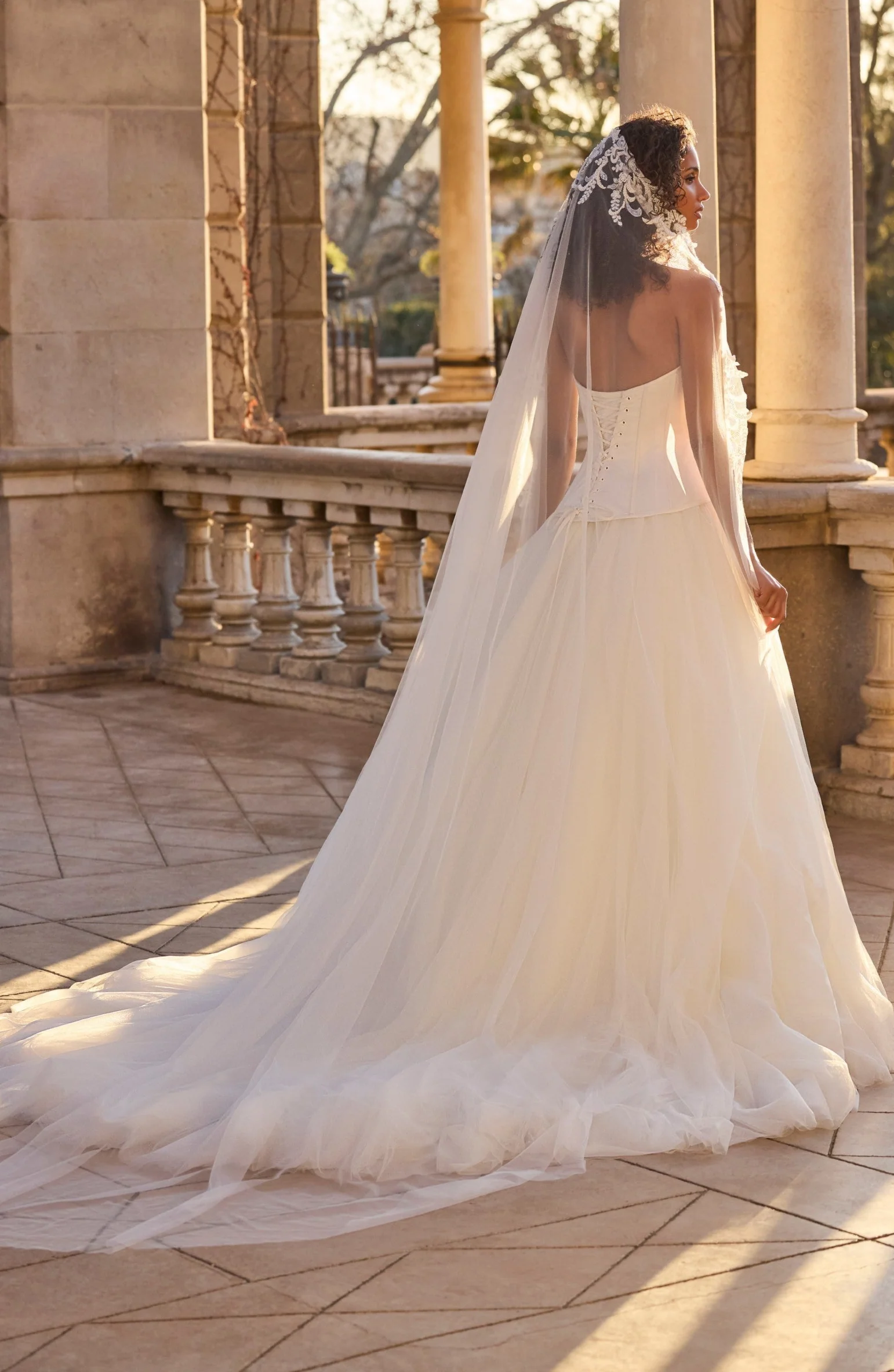 Veil - 10225