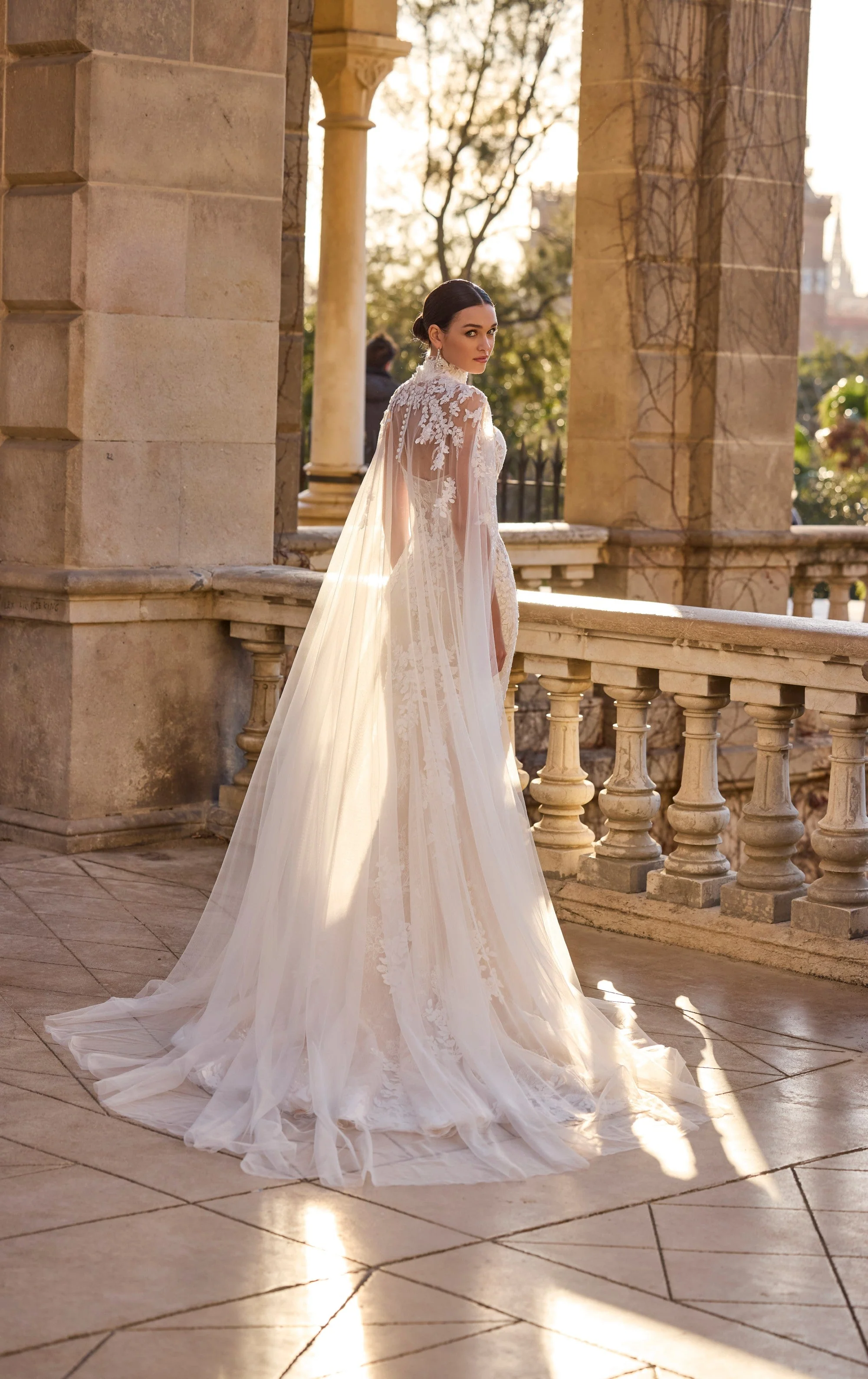 Cape - 10233 - Image 2