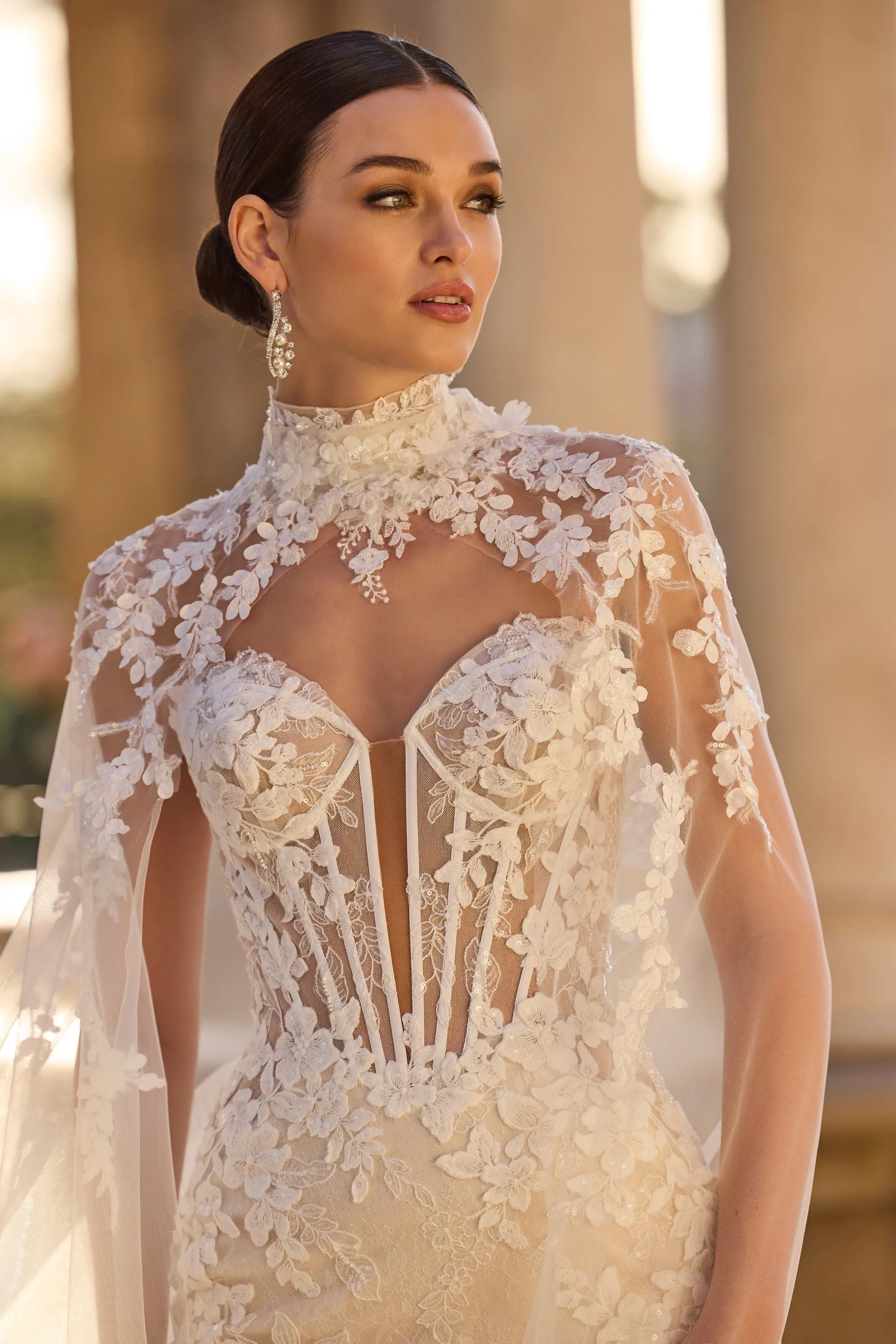 Cape - 10233 - Image 3