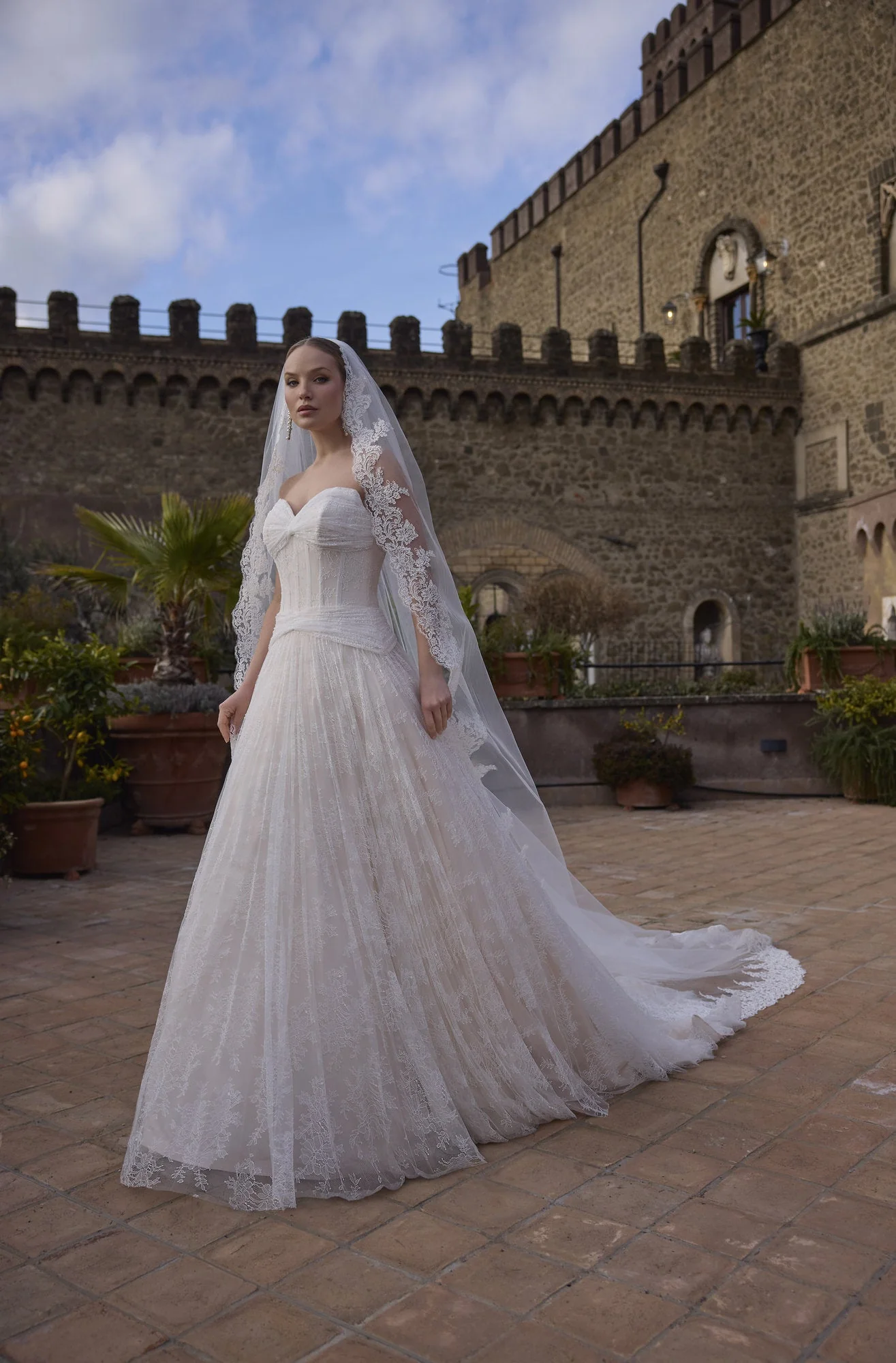 Veil - 10381