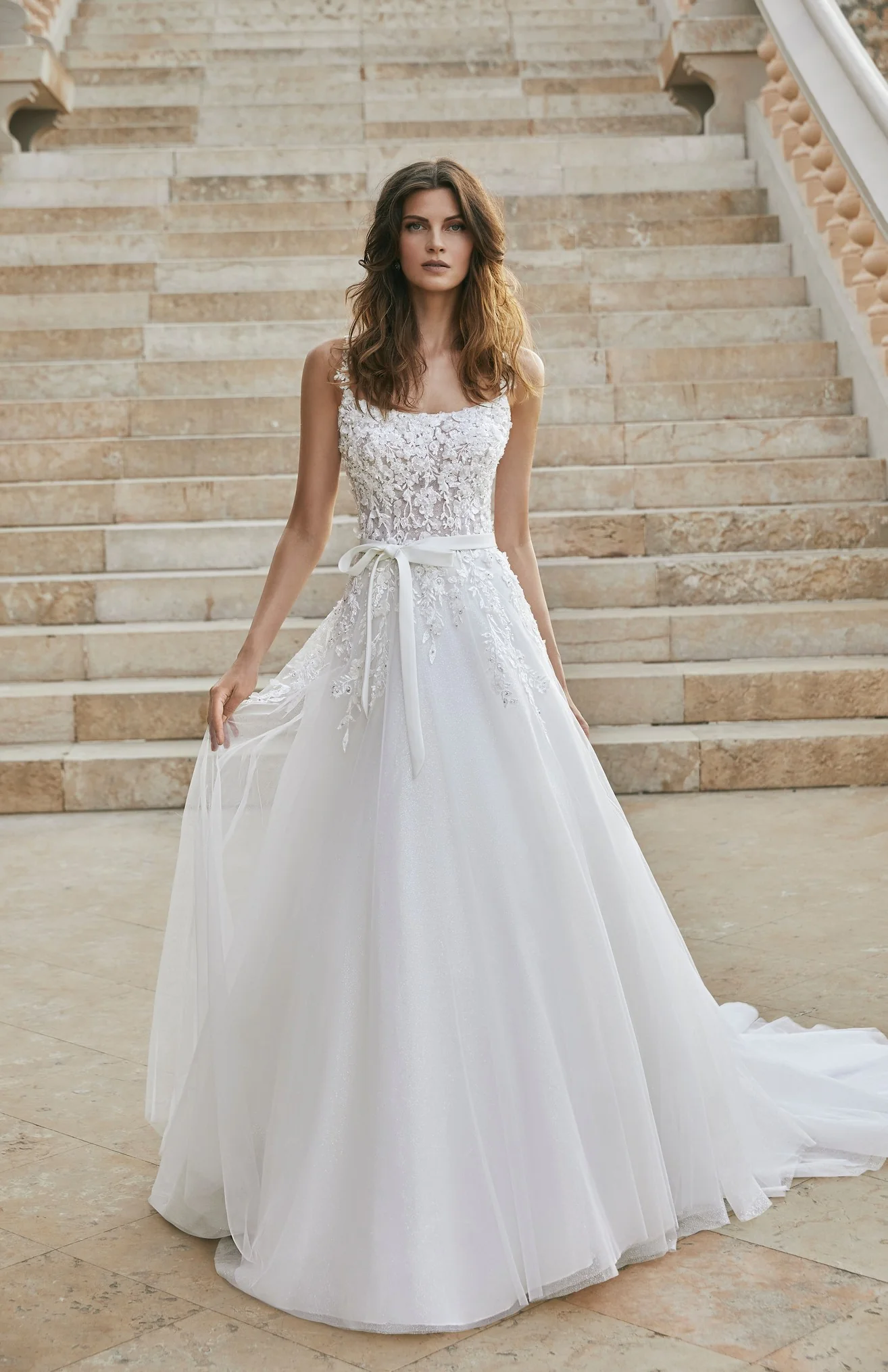Phoenix Wedding Dress - 18601