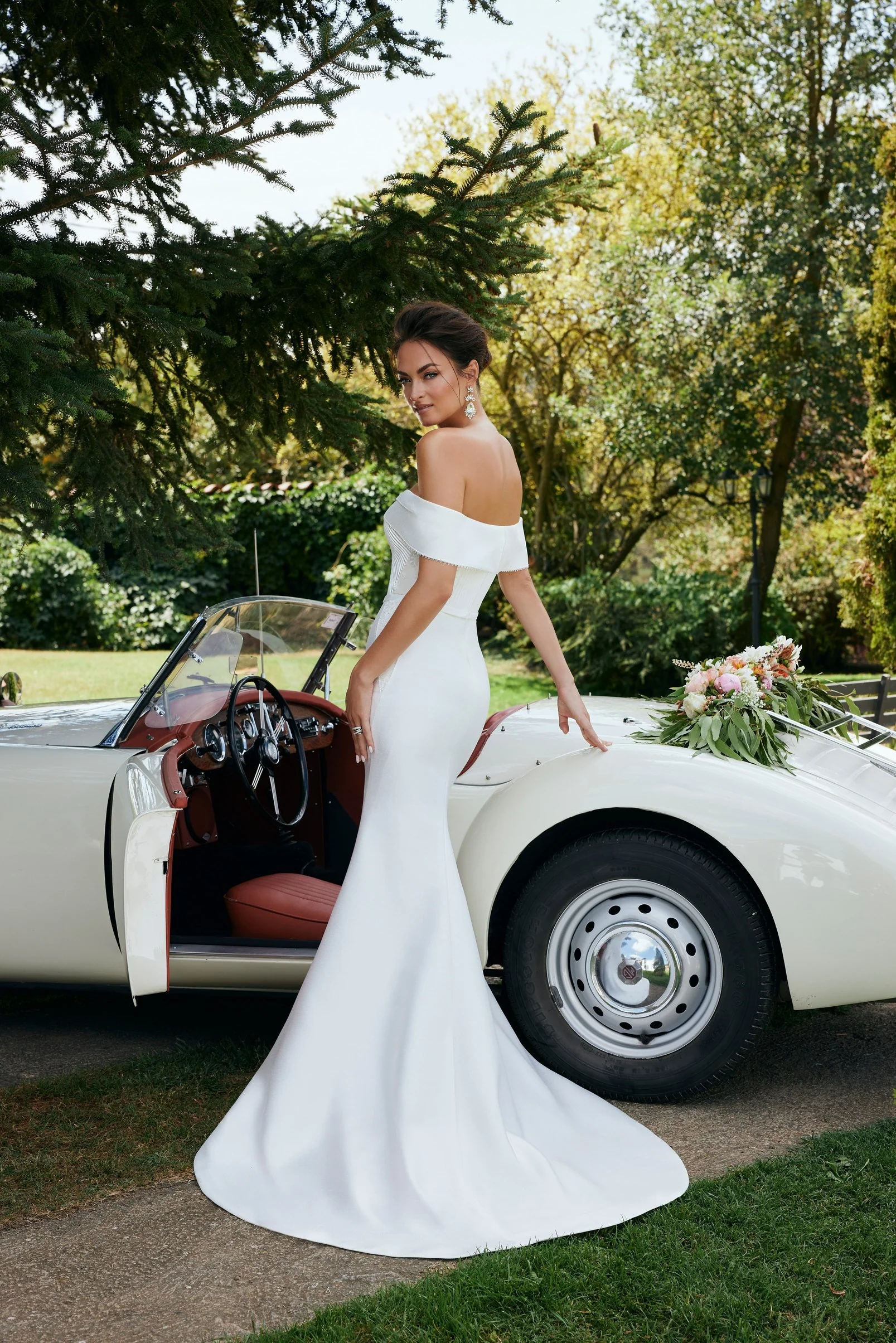 Gail Wedding Dress - 18701 - Image 2