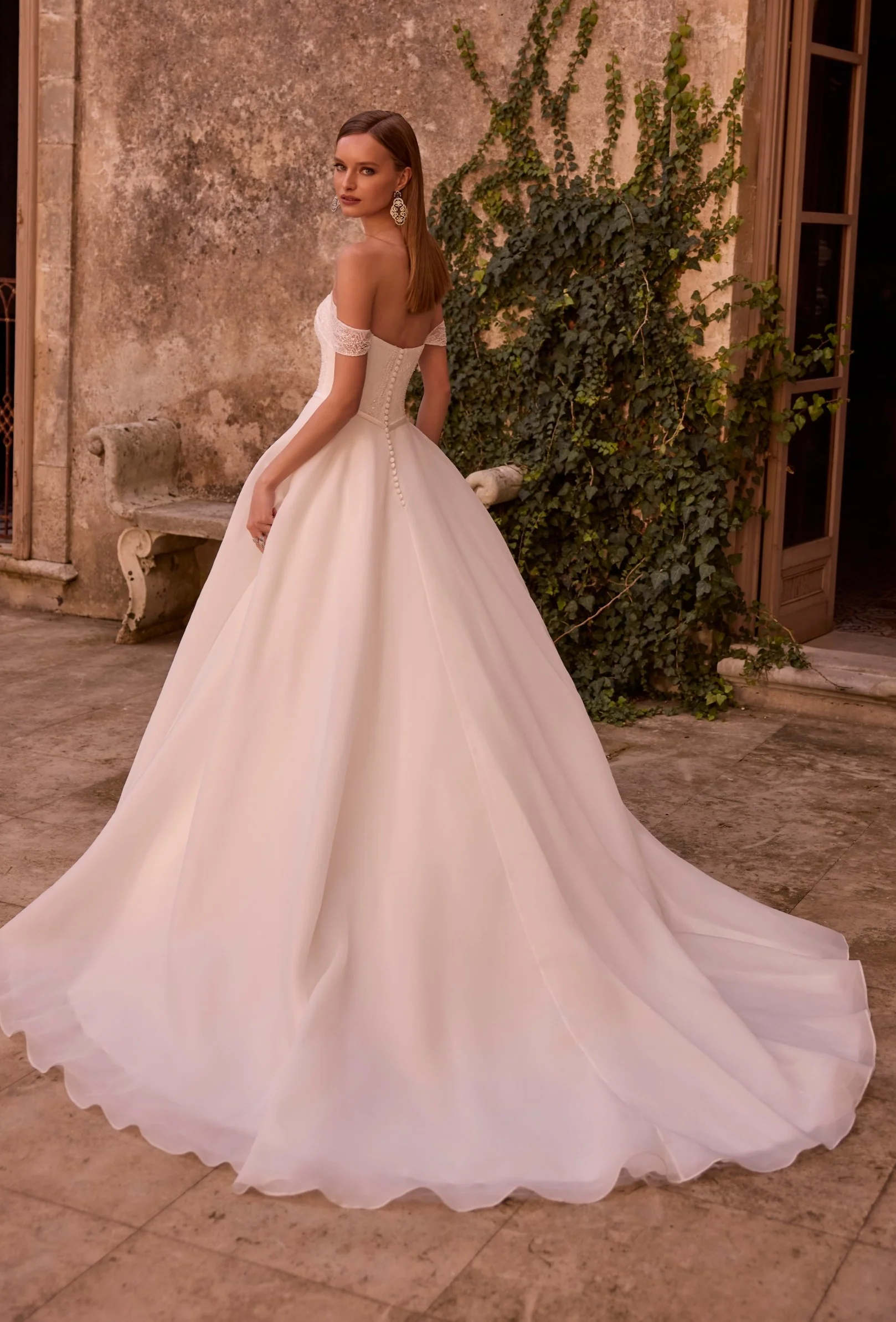 Yoshie Wedding Dress - 18801 - Image 2