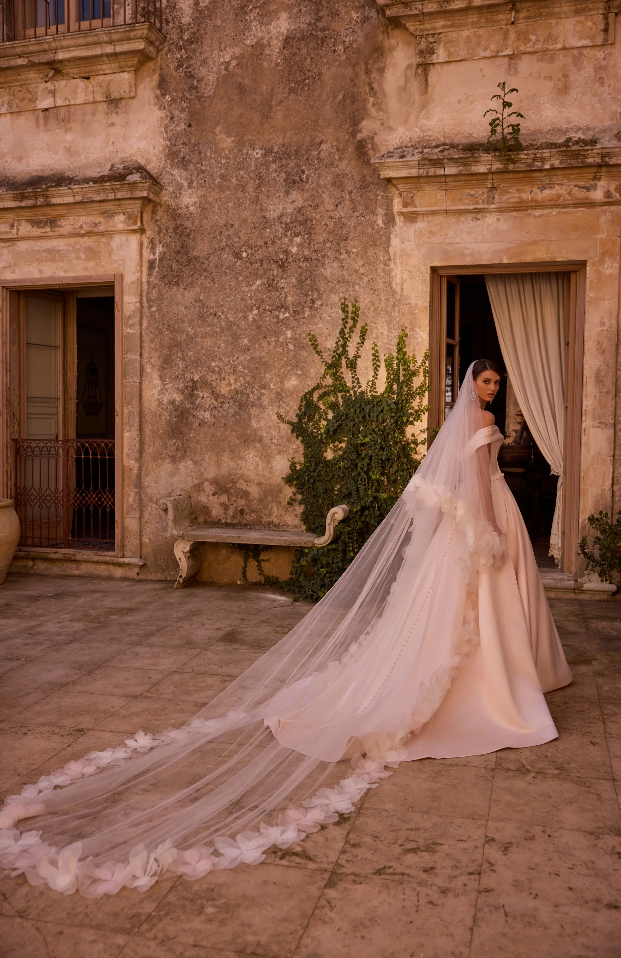 Yanisha Wedding Dress - 18807 - Image 6