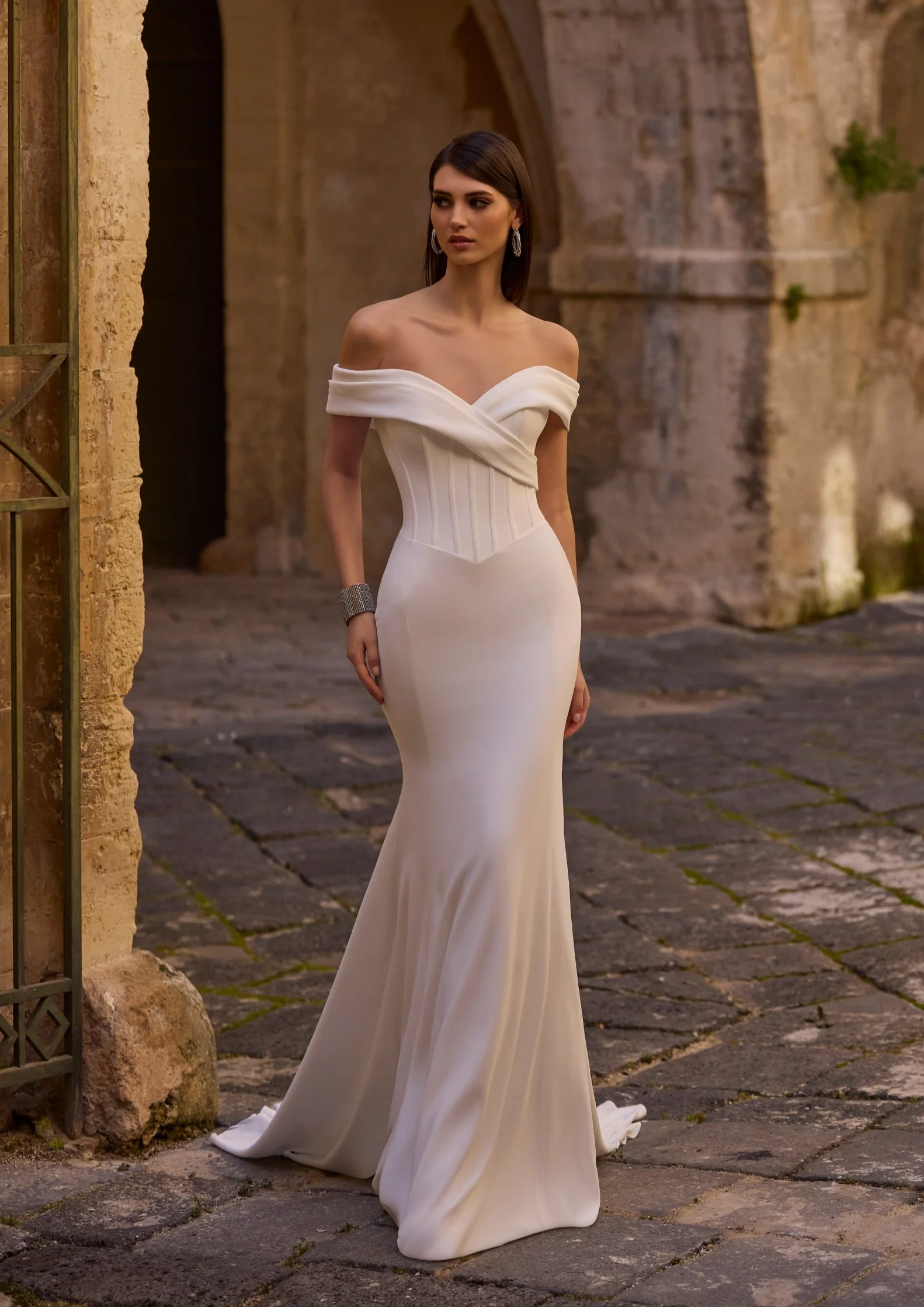 Yllona Wedding Dress - 18814