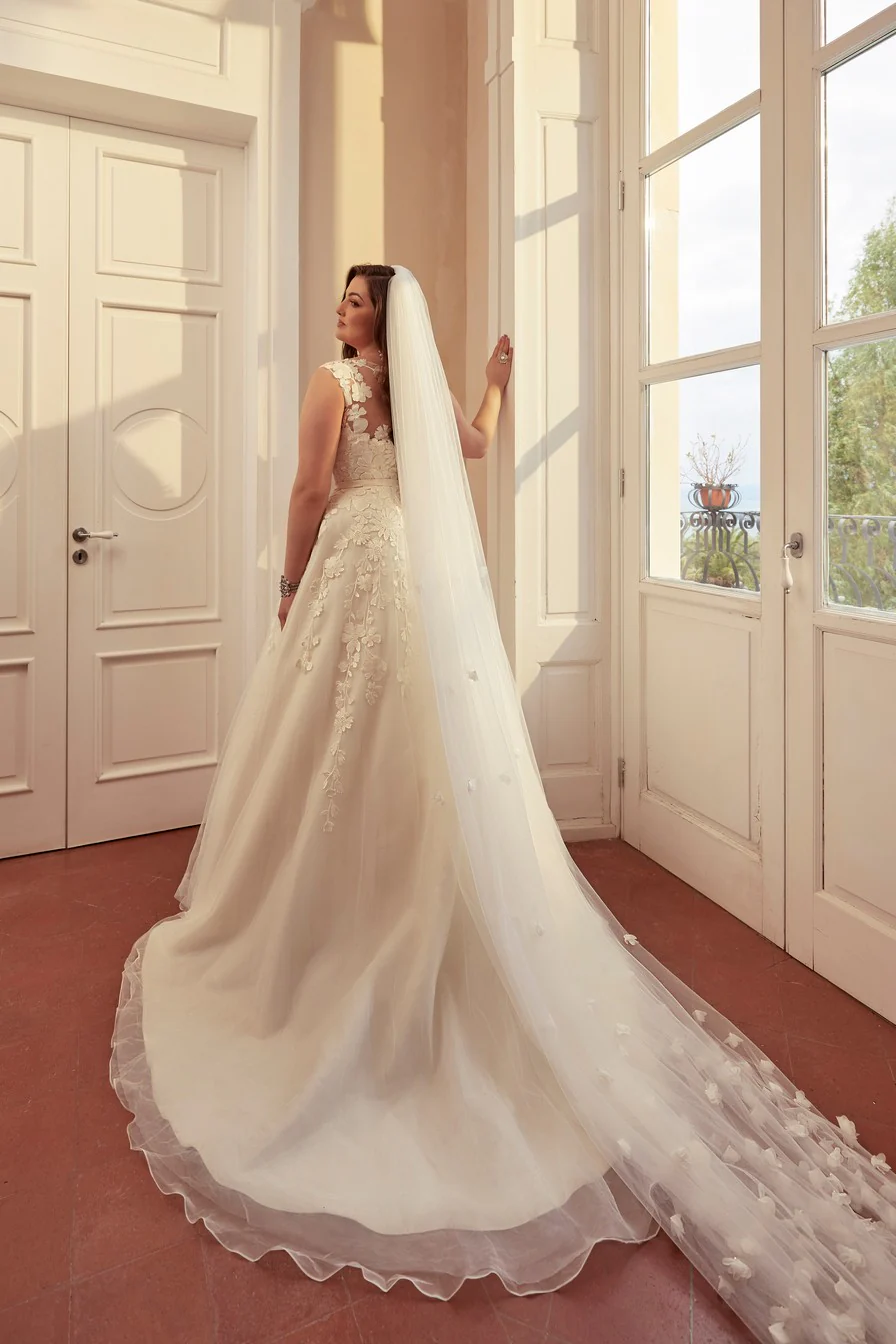 Angie Wedding Dress - 19014 - Image 2