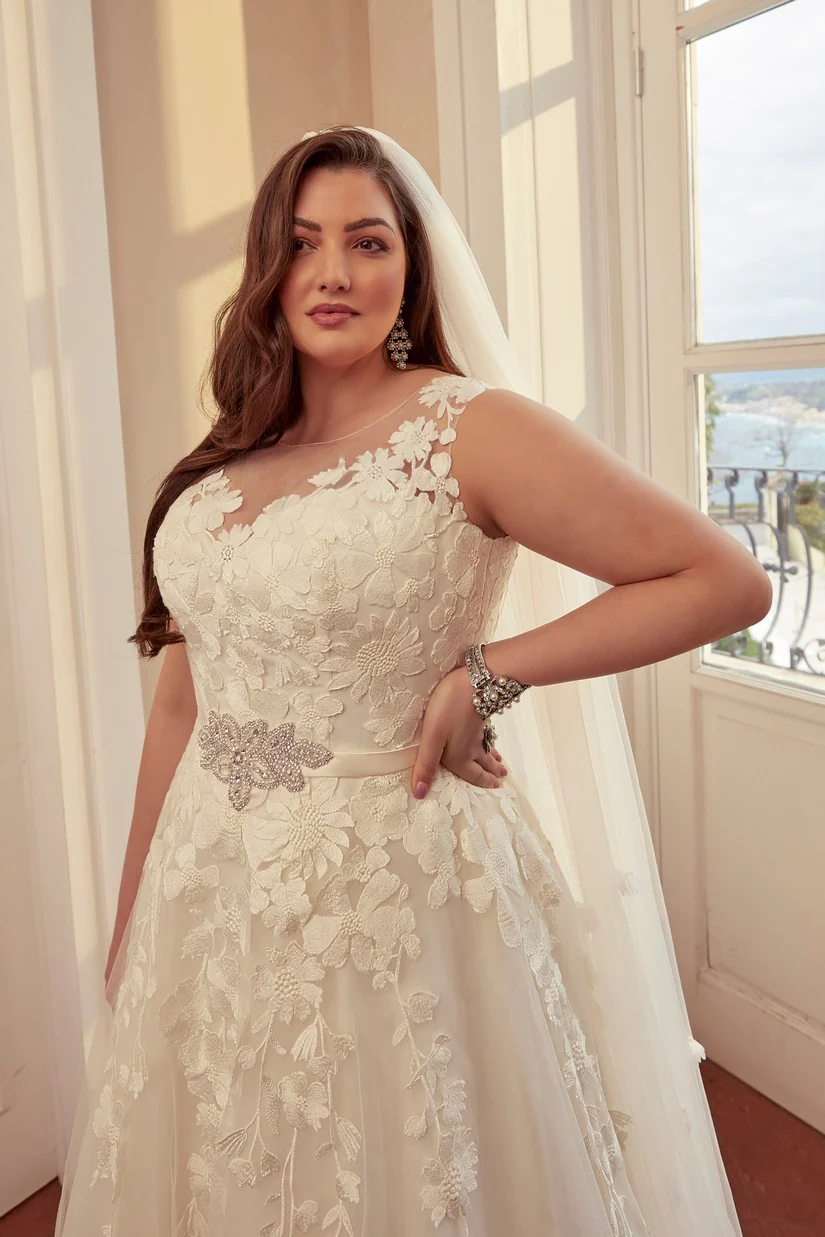 Angie Wedding Dress - 19014 - Image 3