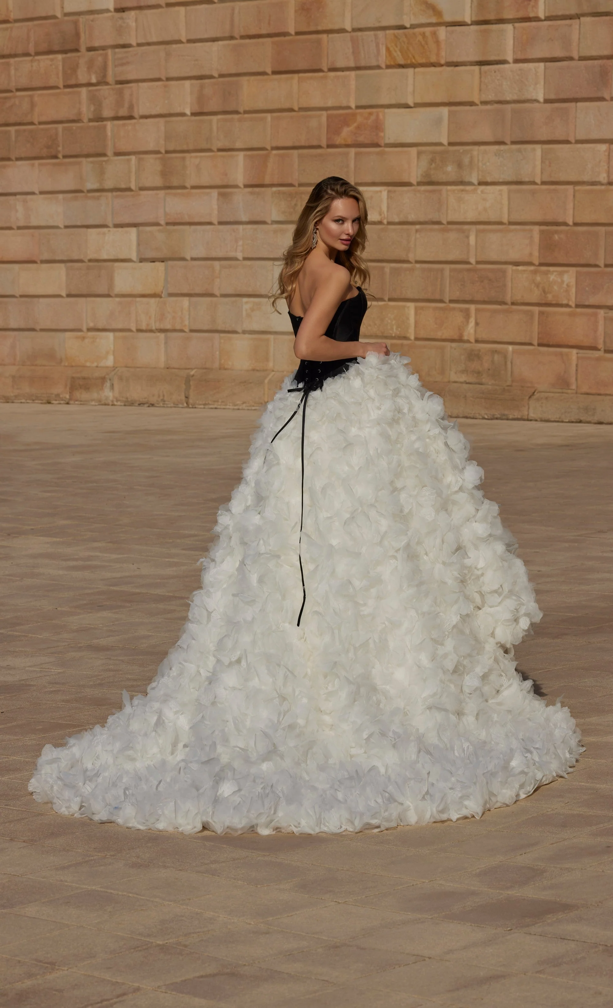 Hovanna Wedding Dress - 63146AL - Image 5