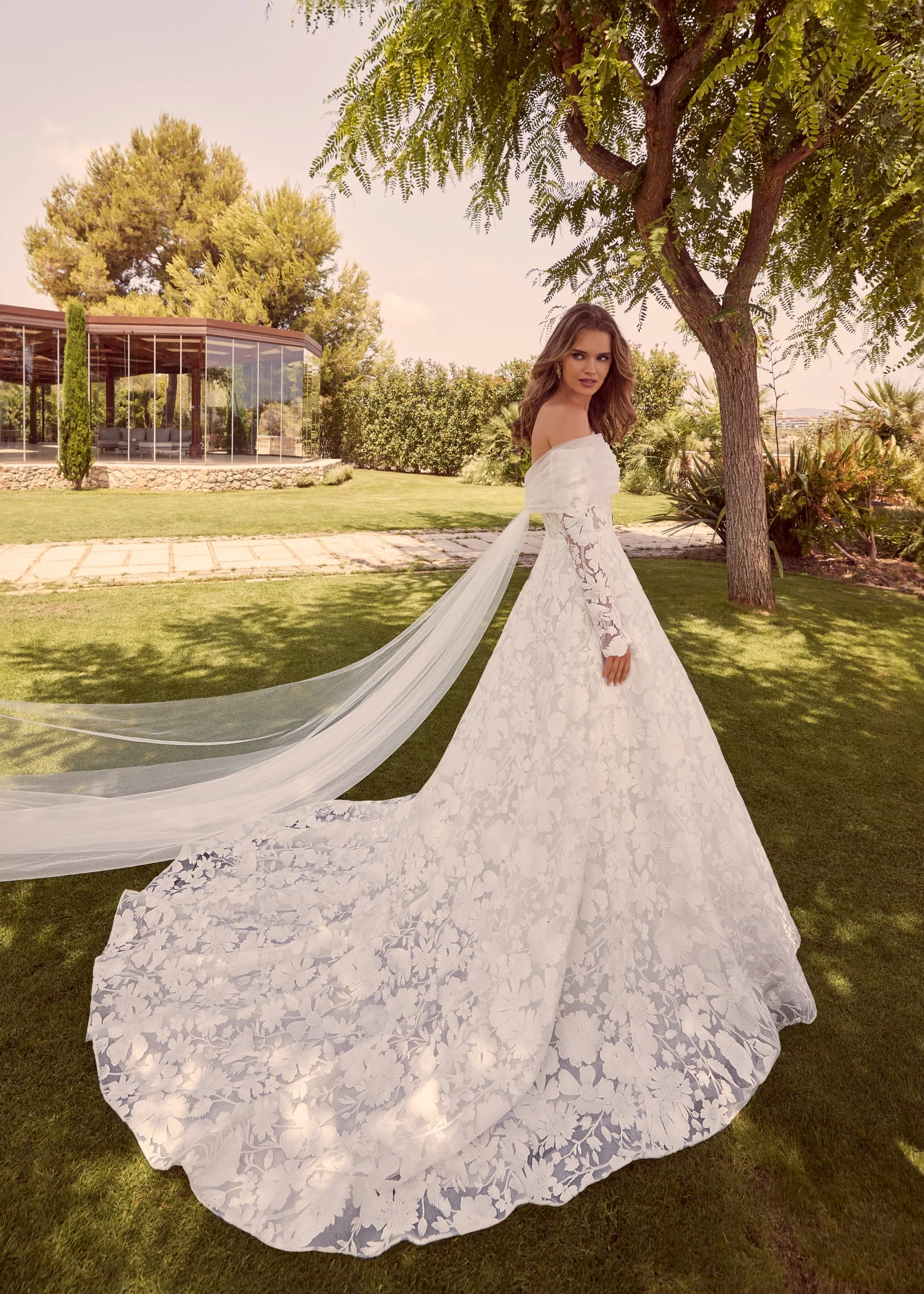 Zaynab Wedding Dress - 69917 - Image 10