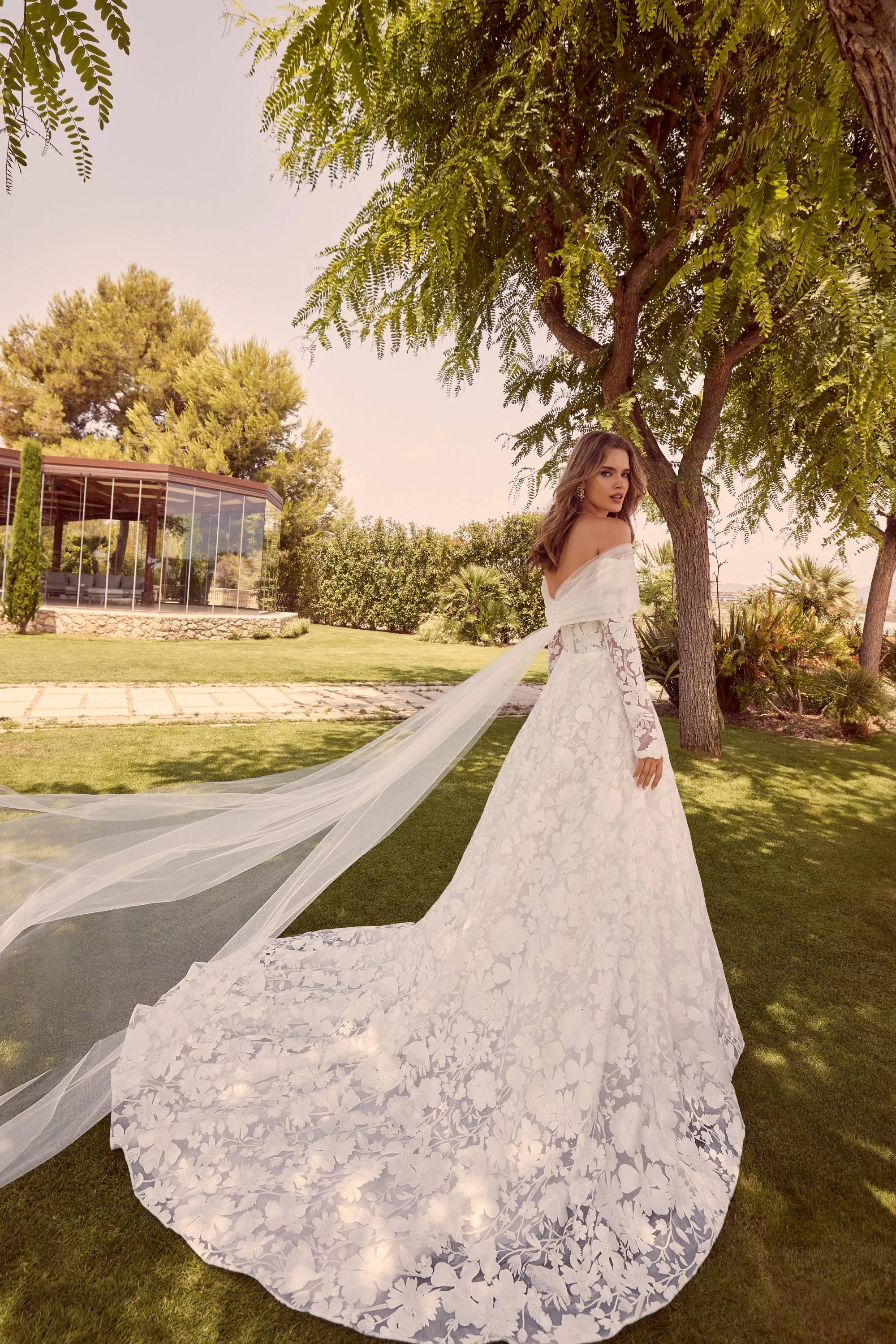Zaynab Wedding Dress - 69917 - Image 11