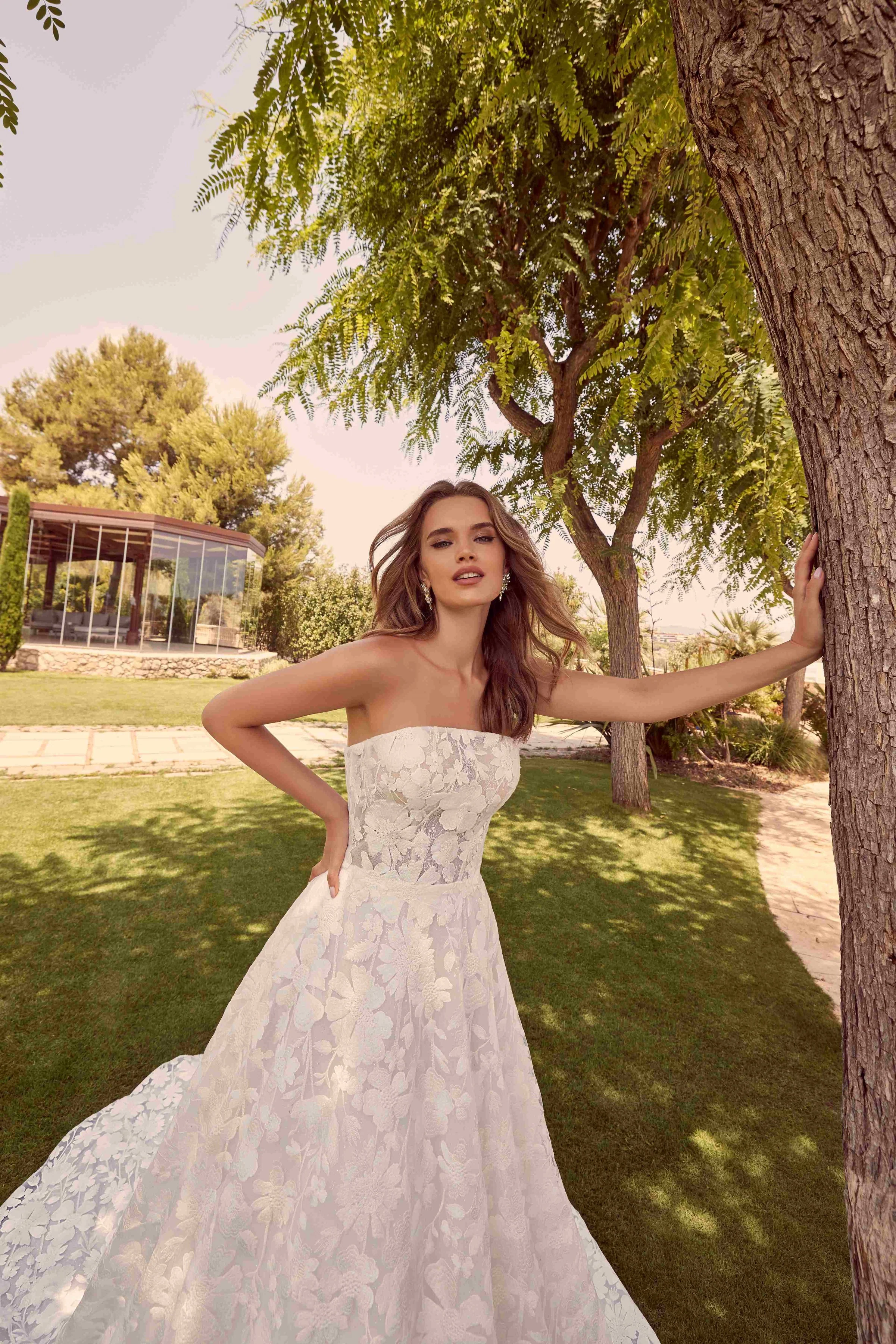Zaynab Wedding Dress - 69917 - Image 2